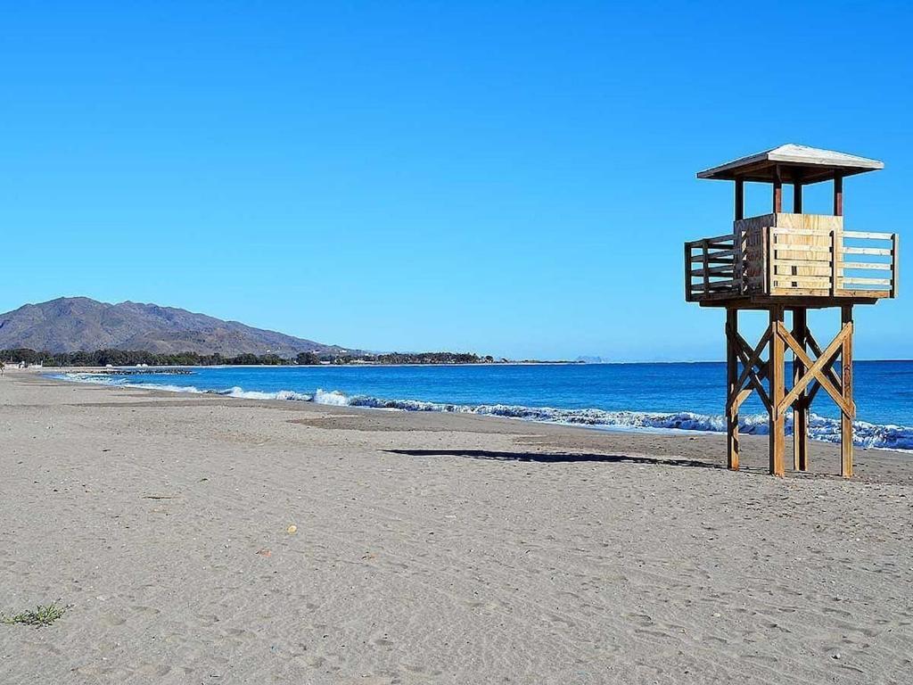 A Stunning 2 Bedroom Apartment 5 Min Walk To The Beautiful Beaches Of Vera Playa Playas de Vera المظهر الخارجي الصورة